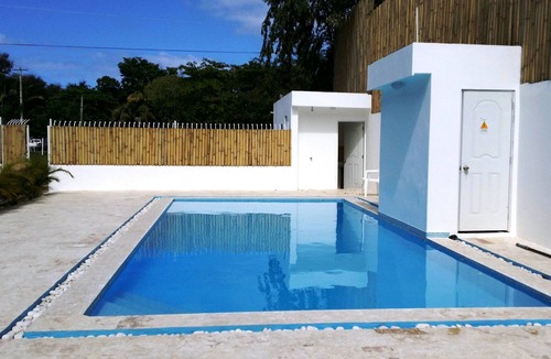 El Batey Apartment | 1BD Apt in Sosua center, near clubs/beach/restaurants/shops, visitors-friendly