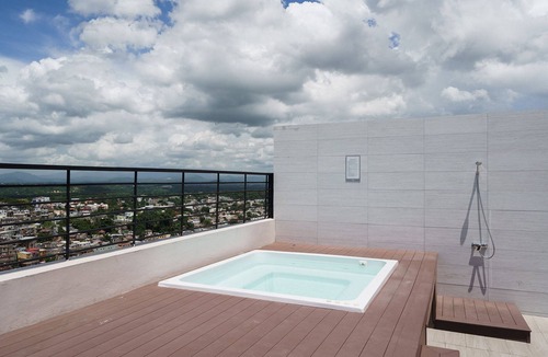 Santo Domingo Oeste Condo | 1BR*King|Plaza Paseo 27+Rooftop| Yellowkey