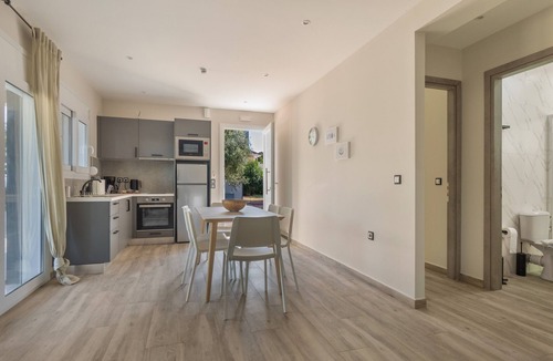 Paliki Apartment | 2-Bedroom Apartment with Sea View, Wi-Fi and Air Conditioning