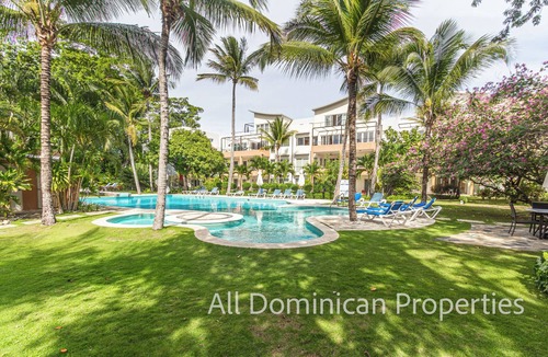 Los Brazos Apartment | 2 bedroom family suite, 2 pools, Direct access to the private beach!