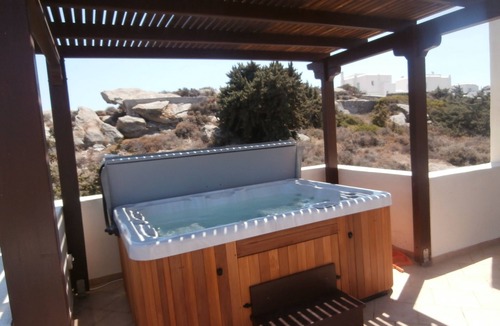 Agios Prokopios Villa | 2 bedroom villa, 2 baths, panoramic sea views, communal pool, hot tub, breakfast