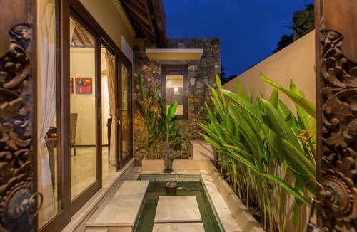 Ungasan Villa | 2 Bedroom villa near Pandawa Beach