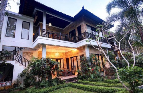 Penestanan Resort | 200 m² Resort ∙ 8 guests
