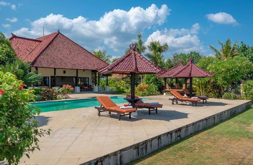 Dencarik Villa | 206 m² Villa ∙ 5 bedrooms ∙ 10 guests