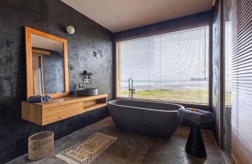 Suraberata Resort | 250 m² Resort ∙ 3 bedrooms ∙ 9 guests
