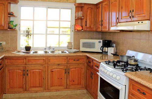 Urbanizacion Tavarez Villa | 2BD guest-friendly villa in central Sosua with private pool, near beach/clubs
