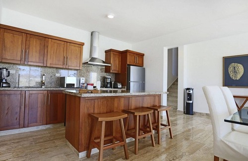Playa Chiquita Apartment | 2BD luxury condo on sandy beach, with pool/gym/tennis/basket!