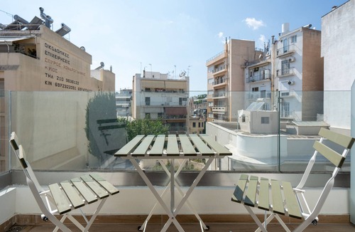 Kypseli Apartment | 2BR Gem Apt Access To Rooftop w/Sauna & Gym
