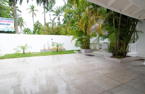 Yamasa Villa | 2BR, Private Pool, Modern, Close to Beach