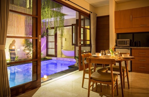 Legian Villa | 2BR Villa, Near Padma Beach - W/DAILY HOUSE KEEPING!