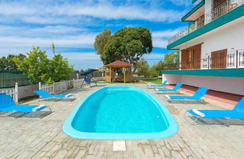 Kamiros Apartment | 3-Bedroom Apartment with Private Pool, Sea View, Wi-Fi and Air Conditioning