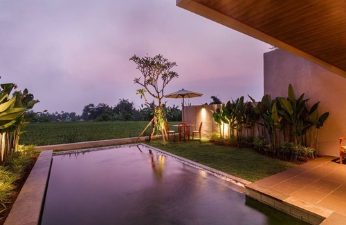 Pejeng Villa | 3 Bedroom Private Villa with Rice Field View