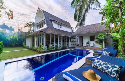 Central Seminyak Villa | 3 Bedroom villa in Heart of Seminyak