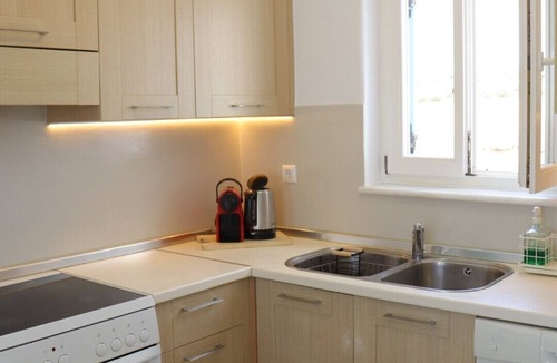 Ampelas Villa | 3-bedroom villa in superb Naousa with WiFi, AC. Live the Greek dream