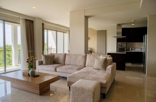 Jimbaran Bay Apartment | 3 Bedrooms Ayana Residences With View