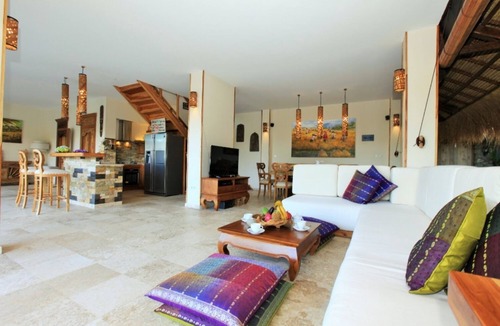 Sawangan Villa | 3 Bedrooms Villa in Nusa Dua Bali