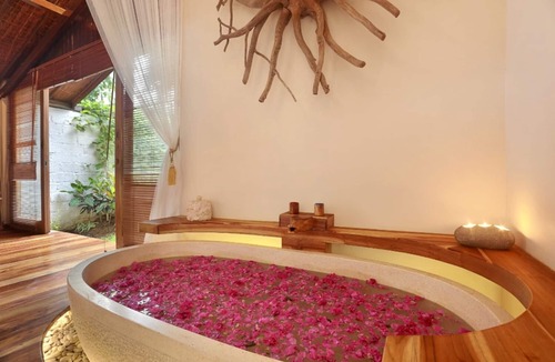 Sawangan Villa | 3 Bedrooms Villa in Nusa Dua Bali