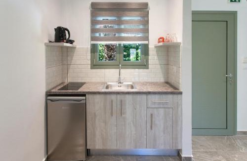 Koukounaries Apartment | 3 Goddesses' studios