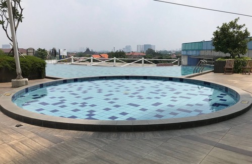 Depok Apartment | 3 Pax Functional 2Br At Cinere Bellevue Suites Apartment
