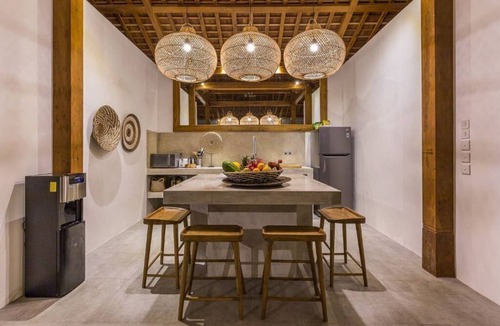 Petitenget Villa | 3 Villas connected in Seminyak center/36pax