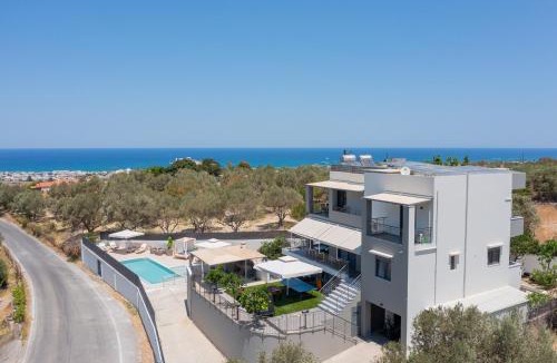 Xiro Chorio Villa | 3As Luxury Villa with Heated Pool, Sauna and Gym