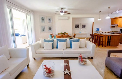 Playa Chiquita Apartment | 3BD condo, sandy beach, central Sosua, sea views, infinity pool, guest-friendly!