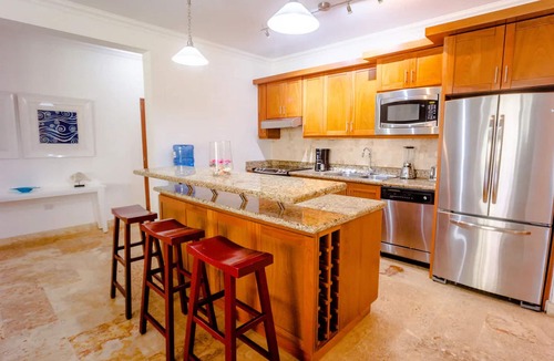 Playa Chiquita Apartment | 3BD condo, sandy beach, central Sosua, sea views, infinity pool, guest-friendly!