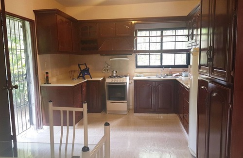 Playa Chiquita Apartment | 3BD guest-friendly condo with pool near casino and clubs