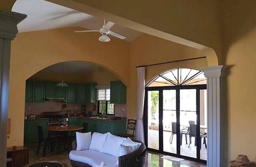 Villas Ana Maria Villa | 3BD guest-friendly villa in Sosua center, private pool/jacuzzi/AC/cable TV/Wifi