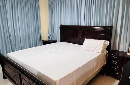 Alma Rosa Apartment | 3BR Condo King Suite AC Wi-Fi, Sto Dgo Este