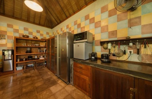 Kaba-Kaba House | 3BR Kangin Lane - A Queenslander Gem
