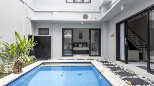 Dewi Sri Villa | 3BR Private Pool Villa in Central Seminyak - Walk to Cafés & Shops