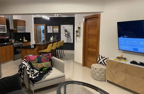 La Julia Apartment | 3D View: Ocean & City Views from Each Balcony+Pool