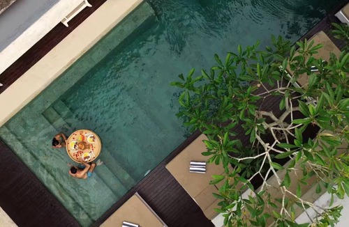 Tumbak Bayuh House | 4 bdr Jungle Oasis in Pererenan