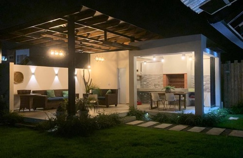 La Vega Province Villa | 4-bedroom house in pleasant Jarabacoa with WiFi, AC, POOL, BBQ ZONE, GAMES