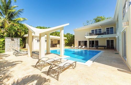 Los Brazos Villa | 4-Bedroom Villa in Sosua, Dominican Republic - Pure Luxury! NEWLY RENOVATED