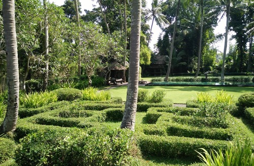 Lodtunduh Villa | 4 bedrooms with tennis grass court, ubud