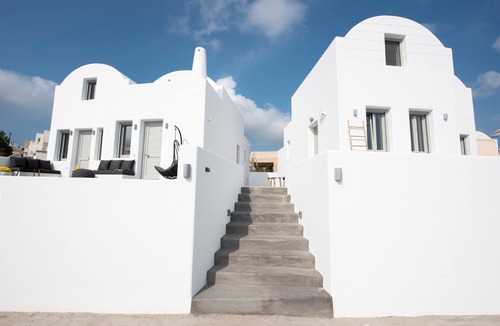 Messaria Apartment | 4 | Deluxe Suite | Private Hot Tub | White Orchid Luxury Suites