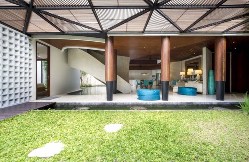 Petitenget Villa | 400 m² Villa ∙ 3 bedrooms ∙ 6 guests
