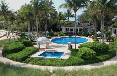 Royal Island House | 430-Acre Private Island in the Bahamas — All-Inclusive