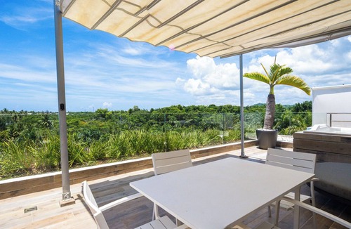 Las Terrenas Apartment | 5 star BEACHVIEW PH W/ROOFTOP TERRACE &JACUZZI
