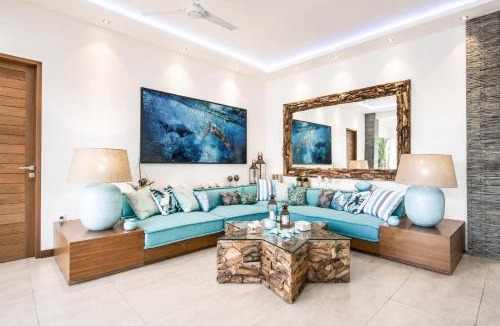 Drupadi Villa | 5BR Designer Villa, Walk to Beach, Luxury Leisure