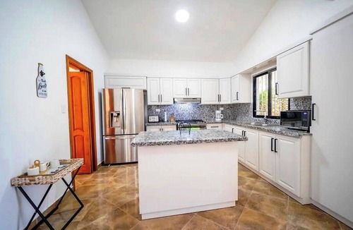 La Esplanada Villa | 5BR Villa: Pool with Waterfall, Perfect for BBQ & Relaxing