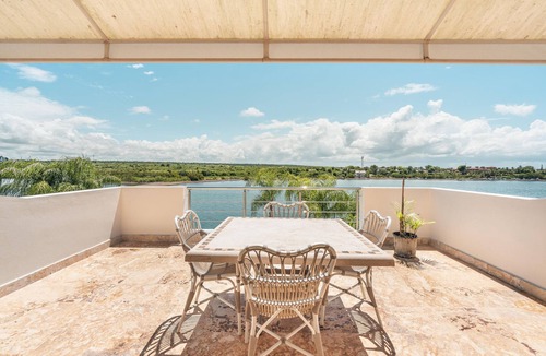 Casa de Campo Villa | 5BR villa with river view/cook/maid Casa de Campo