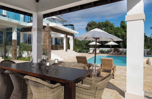 Barrio Las Yaguitas Villa | 6 bedroom luxury villa in superb Puerto Plata!