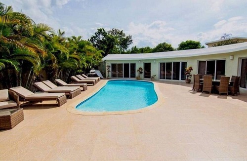 La Mulata Villa | 6BD/5BTH luxury villa in gated residence with waterpark, minigolf, free bus