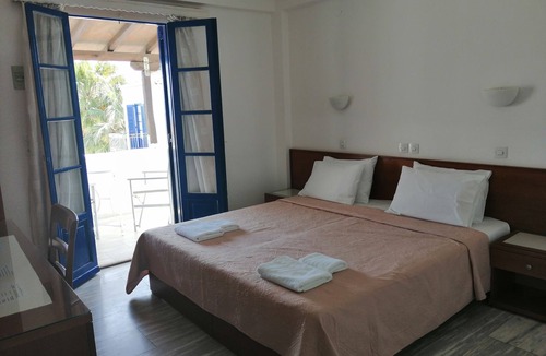 Spetses Bed & Breakfast | 7 Islands