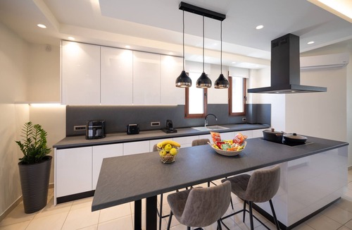 Rhodes Town Villa | 7 min from Center | 6BR Villa | w/Airport Shuttle