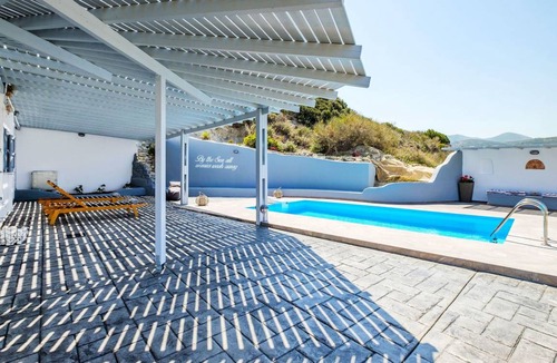 Paros Villa | 70 m² Villa ∙ 2 bedrooms ∙ 4 guests