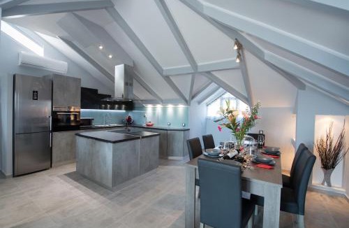 Lygia House | 7th Heaven